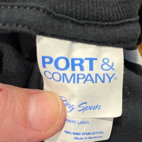 🖤 PORT & COMPANY – Graphic Tee XL - Picture 2 of 7